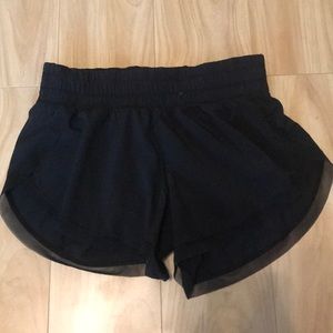 Lulu Lemon size 4 black shorts